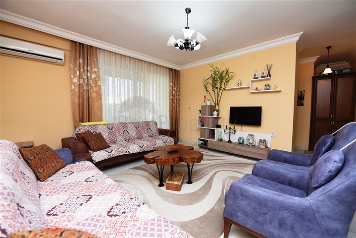 Меблированная квартира с одной спальней в Оба