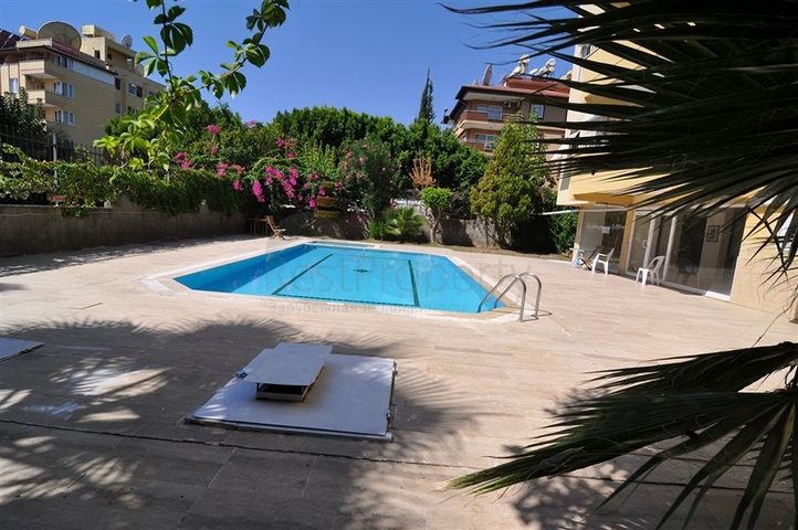 Меблированная квартира с одной спальней в Оба