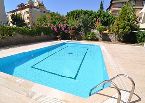 Меблированная квартира с одной спальней в Оба