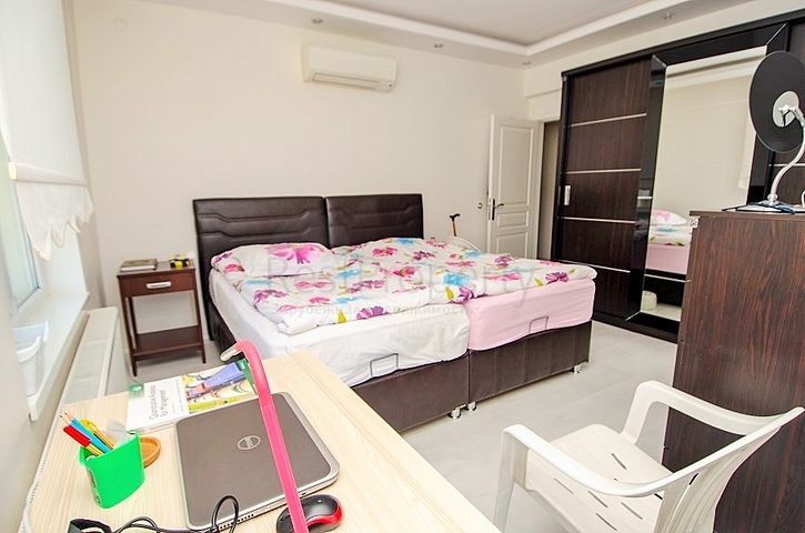 Квартира 3+1 с видом на море в Коньяалты Анталья