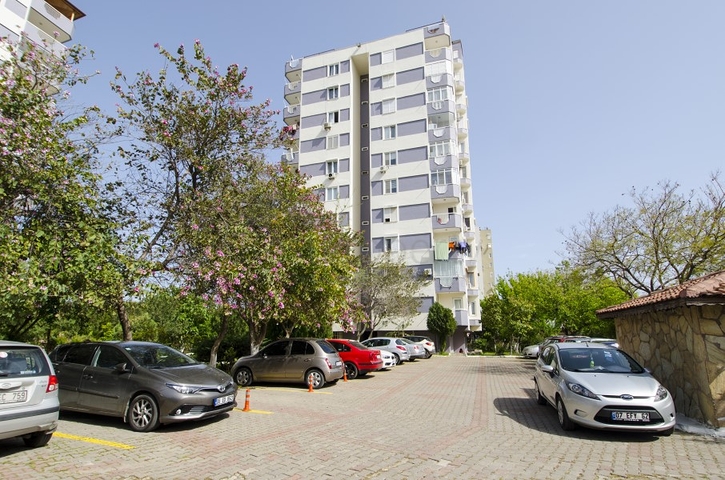 Квартира 3+1 с видом на море в Коньяалты Анталья