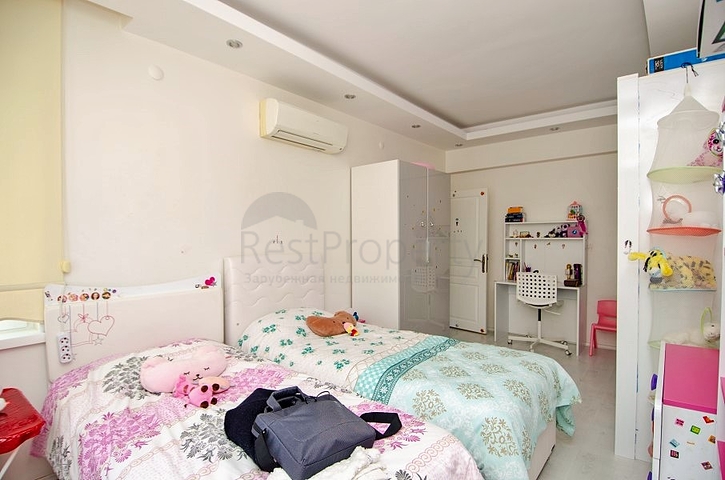 Квартира 3+1 с видом на море в Коньяалты Анталья