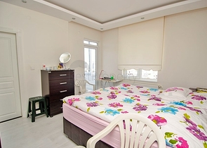 Квартира 3+1 с видом на море в Коньяалты Анталья