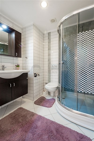 Меблированная квартира с двумя спальнями в Махмутларе