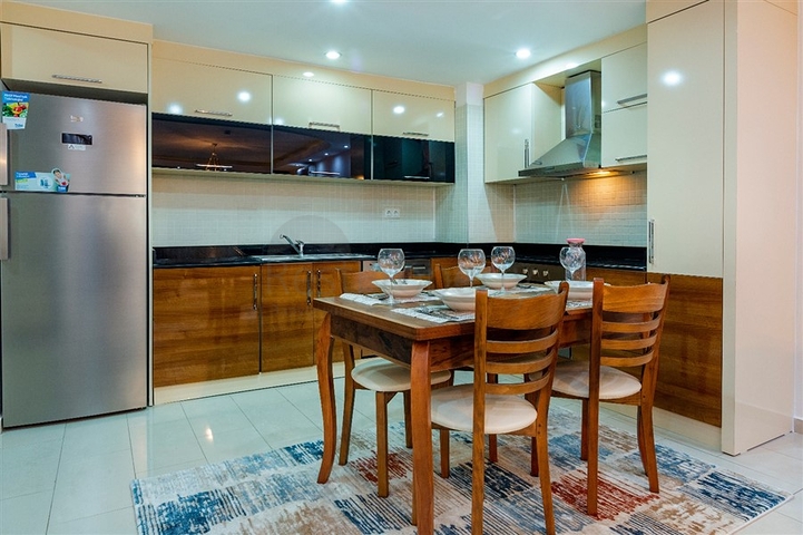 Меблированная квартира с двумя спальнями в Махмутларе