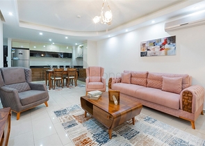 Меблированная квартира с двумя спальнями в Махмутларе