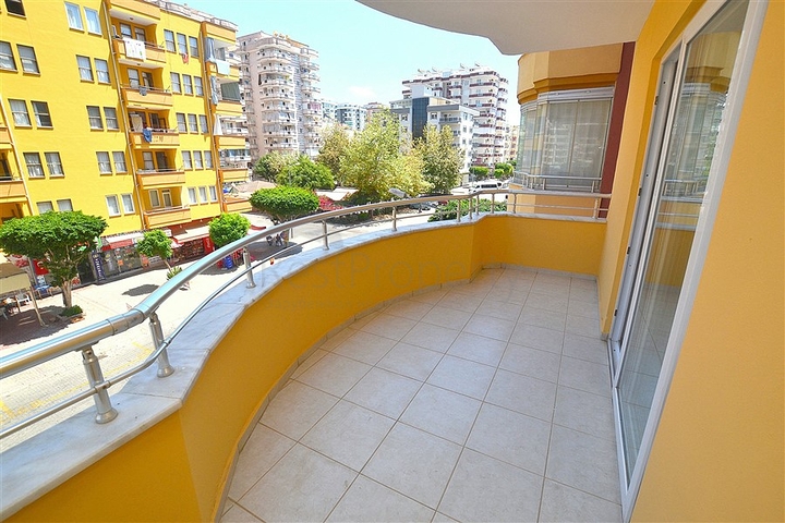 Трёхкомнатная квартира по выгодной цене в Махмутларе