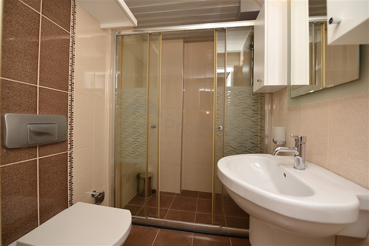 Пентхаус с четырьмя спальнями в районе Махмутлар