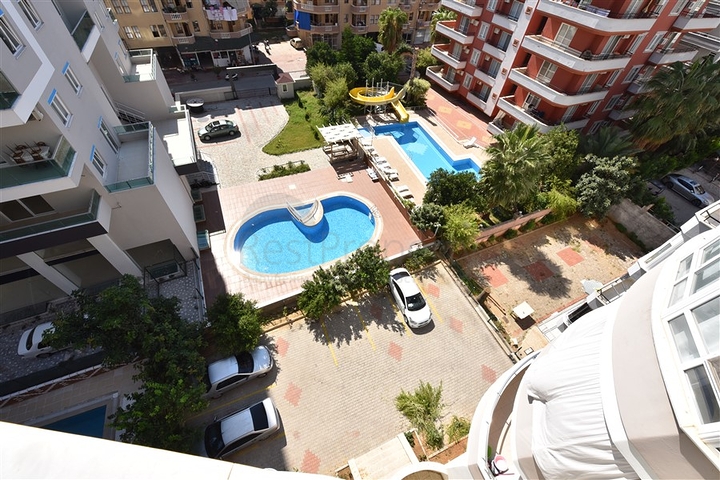 Пентхаус с четырьмя спальнями в районе Махмутлар