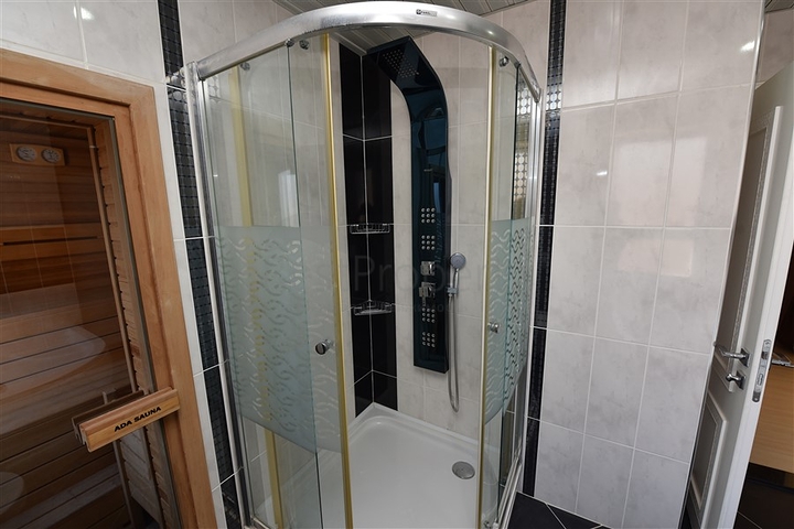 Пентхаус с четырьмя спальнями в районе Махмутлар