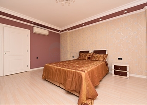 Пентхаус с четырьмя спальнями в районе Махмутлар