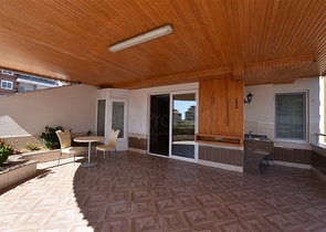 Пентхаус с четырьмя спальнями в районе Махмутлар