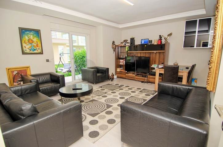 Квартира 2+1 в комплексе отельного типа в Коньяалты