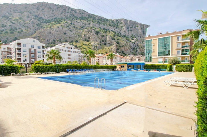 Квартира 2+1 в комплексе отельного типа в Коньяалты