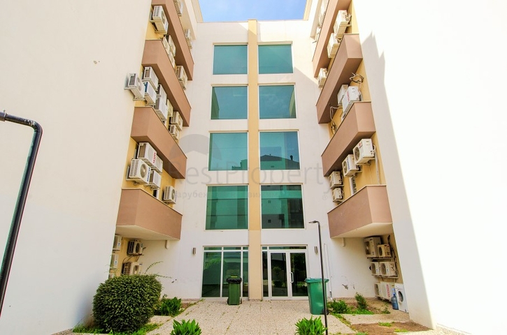 Квартира 2+1 в комплексе отельного типа в Коньяалты