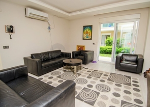 Квартира 2+1 в комплексе отельного типа в Коньяалты