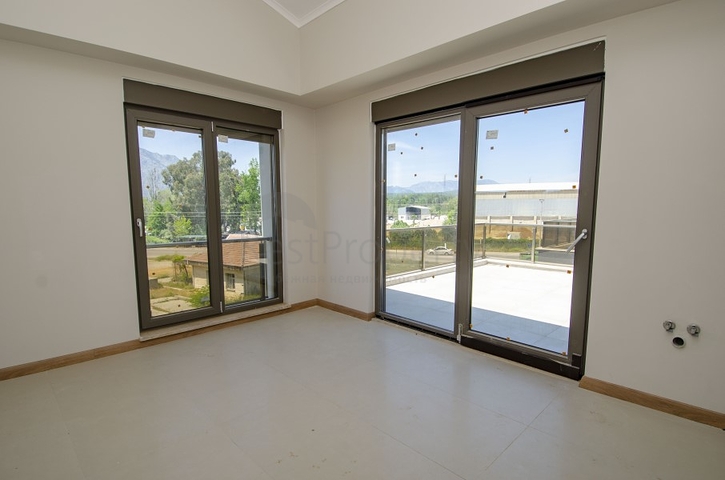 Просторные готовые виллы 6+1 в районе Коньяалты Анталья