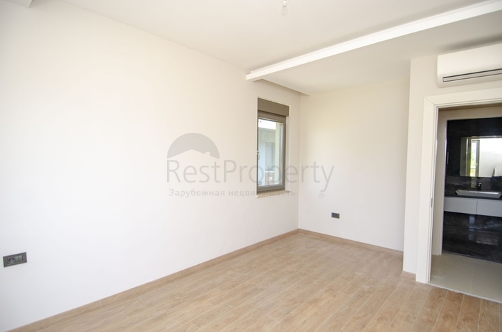 Просторные готовые виллы 6+1 в районе Коньяалты Анталья