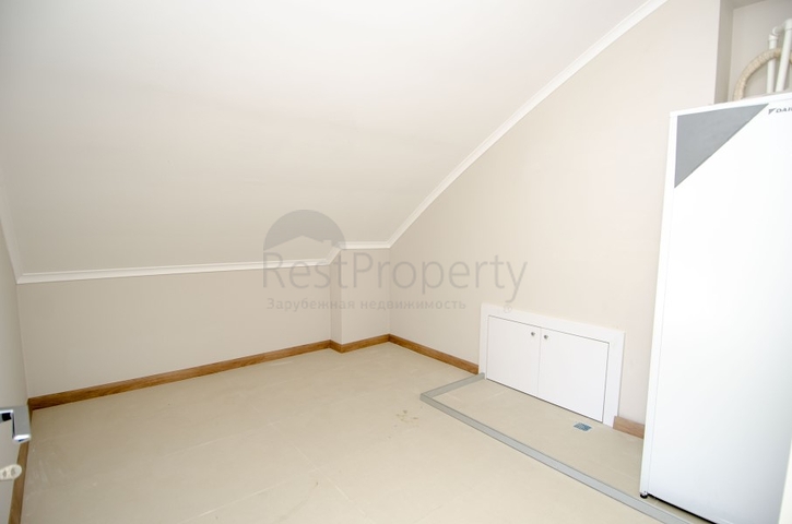 Просторные готовые виллы 6+1 в районе Коньяалты Анталья