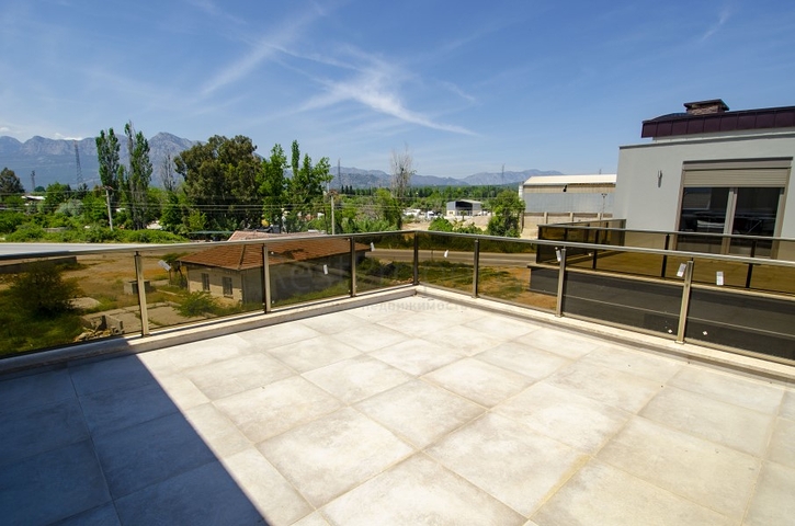 Просторные готовые виллы 6+1 в районе Коньяалты Анталья