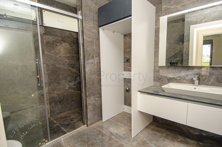 Просторные готовые виллы 6+1 в районе Коньяалты Анталья