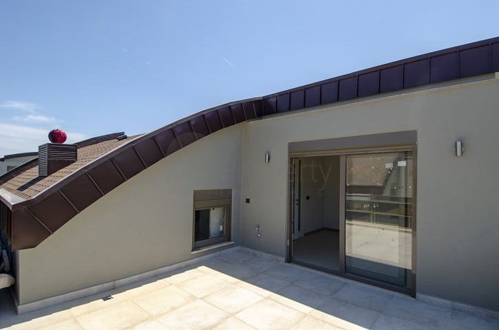 Просторные готовые виллы 6+1 в районе Коньяалты Анталья