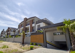 Просторные готовые виллы 6+1 в районе Коньяалты Анталья