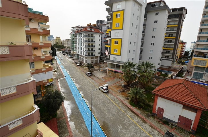 Меблированная квартира с двумя спальнями в Махмутлар