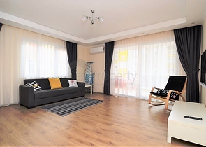 Меблированная квартира с двумя спальнями в Махмутлар