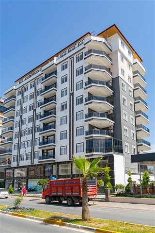 Трёхкомнатная квартира в районе Махмутлар рядом с морем