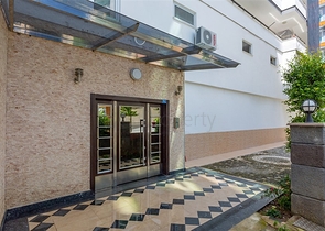 Трёхкомнатная квартира в районе Махмутлар рядом с морем