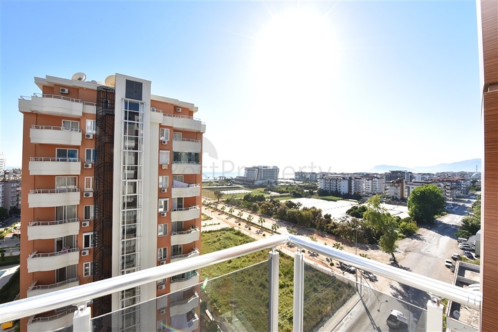 Комфортная двухкомнатная квартира в Махмутларе