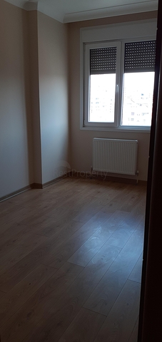 Пентхаус 3+2 с собственным террасом в новом доме 