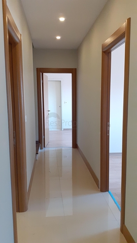 Пентхаус 3+2 с собственным террасом в новом доме 