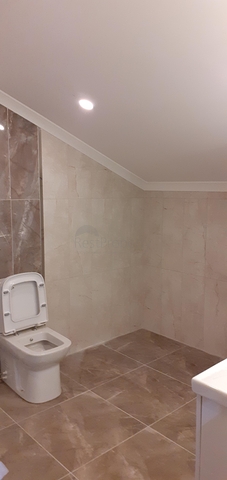 Пентхаус 3+2 с собственным террасом в новом доме 