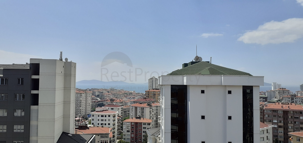 Пентхаус 3+2 с собственным террасом в новом доме 