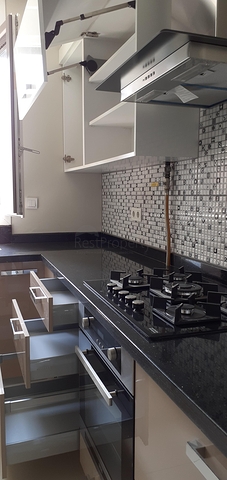 Пентхаус 3+2 с собственным террасом в новом доме 