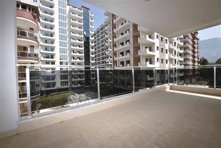  Квартира 1+1 в Махмутларе, рядом с морем