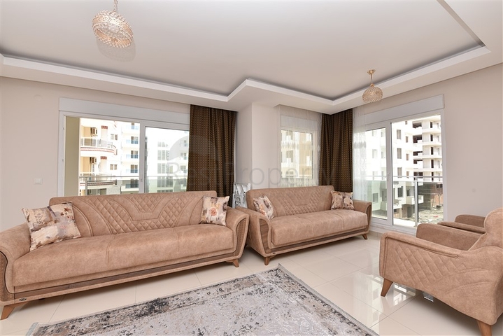  Квартира 1+1 в Махмутларе, рядом с морем