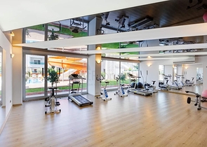 Апартаменты 1+1 в современном комплексе в Махмутларе