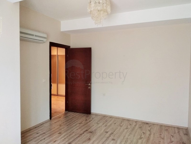 Трёхкомнатная квартира в районе Гюрсу в Анталии