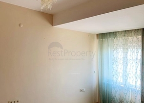 Трёхкомнатная квартира в районе Гюрсу в Анталии