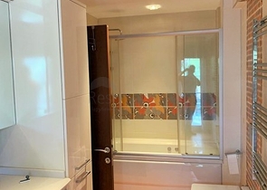 Трёхкомнатная квартира в районе Гюрсу в Анталии