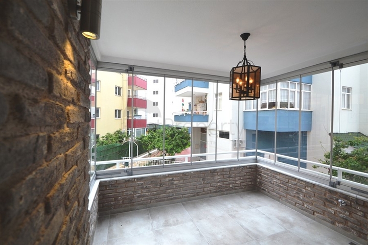 Трёхкомнатная квартира в Алании на берегу моря