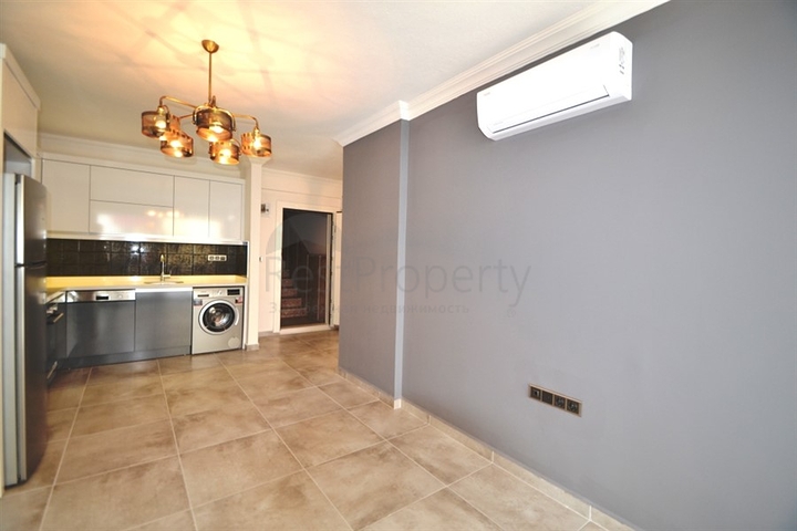 Трёхкомнатная квартира в Алании на берегу моря