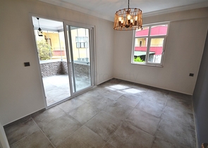 Трёхкомнатная квартира в Алании на берегу моря