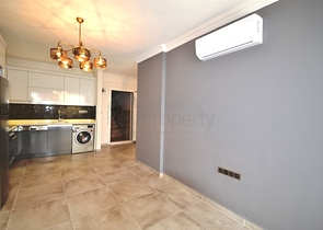 Трёхкомнатная квартира в Алании на берегу моря