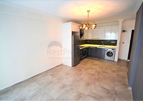 Трёхкомнатная квартира в Алании на берегу моря