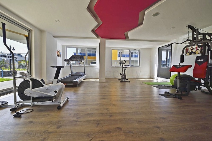 Просторная двухкомнатная квартира в Алании с отличной инфраструктурой