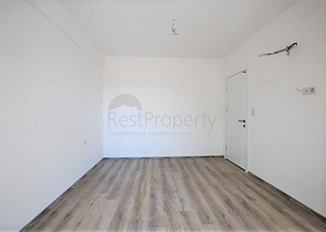 Просторная двухкомнатная квартира в Алании с отличной инфраструктурой